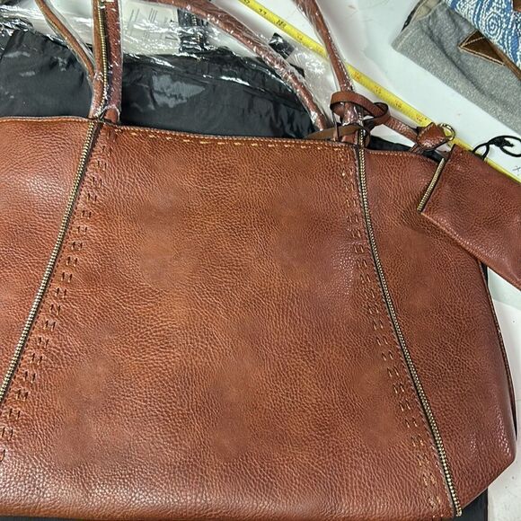 Robert Matthew Brown, beautiful bag leather also have it in black - Picture 3 of 7